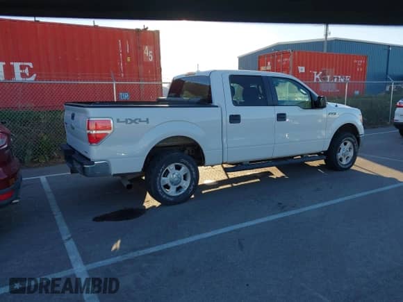 2012 Ford F-150 XL z VIN 1FTFW1EF9CFB26662, wystawiony jako IAAI lot #43477531 z przebiegiem 186 497 mil mil oraz . Historia ofert i sprzedaży dostępna na DreamBid. Obrazek 4.