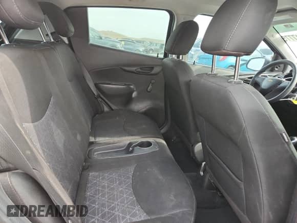 2021 Chevrolet Spark LS z VIN KL8CB6SA0MC703708, wystawiony jako Copart lot #81517775 z przebiegiem 78 939 mil mil oraz Czysty tytuł • Clean title. Historia ofert i sprzedaży dostępna na DreamBid. Obrazek 10.