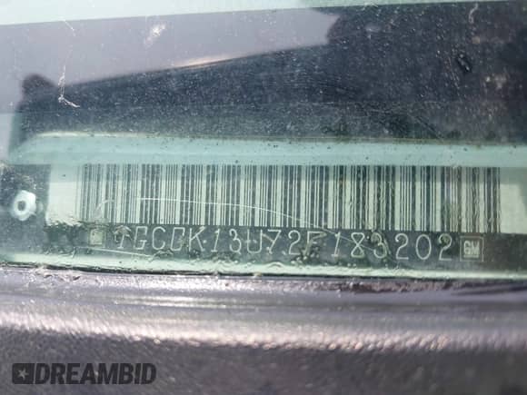 2002 Chevrolet Silverado 1500HD LS z VIN 1GCGK13U72F183202, wystawiony jako IAAI lot #42501324 z przebiegiem 257 756 mil mil oraz . Historia ofert i sprzedaży dostępna na DreamBid. Obrazek 9.