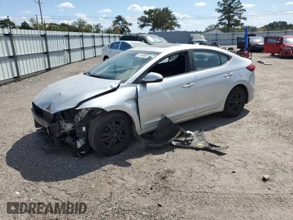 2018 Hyundai Elantra SEL z VIN 5NPD84LF1JH324998, wystawiony jako Copart lot #81449605 z przebiegiem 101 411 mil mil oraz Nie do naprawy • Non repairable. Historia ofert i sprzedaży dostępna na DreamBid. Obrazek 1.