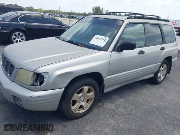2001 Subaru Forester S with VIN JF1SF65681G755368, listed as a IAAI auction lot 42824752 with 143,694 mi miles and . Bid and sale history available at DreamBid. Image 6.