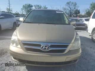 2007 Hyundai Entourage GLS с VIN KNDMC233876010793, выставлен на аукционе Copart как лот 54552505 с пробегом 180 231 миль миль и Чистый • Clean title. История ставок и продаж доступна на DreamBid. Изображение 5.