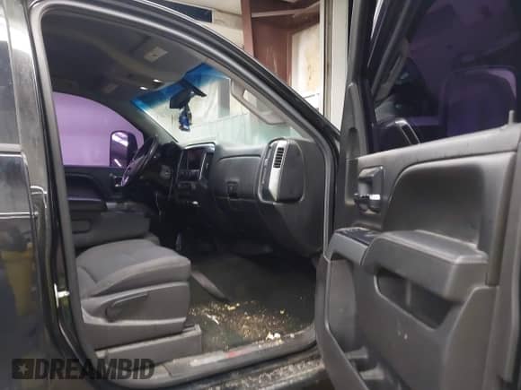 2014 Chevrolet Silverado 1500 LT z VIN 3GCUKREC8EG347131, wystawiony jako IAAI lot #43433410 z przebiegiem 114 131 mil mil oraz . Historia ofert i sprzedaży dostępna na DreamBid. Obrazek 5.