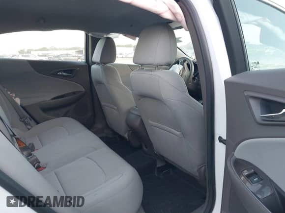 2021 Chevrolet Malibu LS с VIN 1G1ZB5ST8MF042112, выставлен на аукционе IAAI как лот 41987747 с пробегом 92 908 миль миль и . История ставок и продаж доступна на DreamBid. Изображение 8.