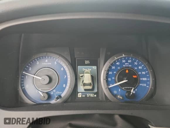 2015 Toyota Sienna XLE with VIN 5TDYK3DC6FS576944, listed as a Copart auction lot 86149425 with 57,182 mi miles and Salvage title. Bid and sale history available at DreamBid. Image 9.