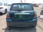 2009 MINI Hardtop with VIN WMWMF33549TU71313, listed as a IAAI auction lot 42483891 with 122,577 mi miles and . Bid and sale history available at DreamBid. Image 16.