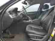 2013 BMW 5 Series 528i xDrive z VIN WBAXH5C59DD108348, wystawiony jako Copart lot #81823975 z przebiegiem Nie podano mil oraz Czysty tytuł • Clean title. Historia ofert i sprzedaży dostępna na DreamBid. Obrazek 7.