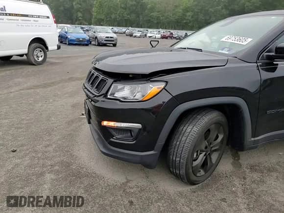 2020 Jeep Compass Altitude с VIN 3C4NJDBB2LT145590, выставлен на аукционе Copart как лот 69753605 с пробегом 42 225 миль миль и Списание • Salvage title. История ставок и продаж доступна на DreamBid. Изображение 13.