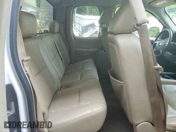 2009 Chevrolet Silverado 1500 LTZ с VIN 1GCEK39JX9Z285571, выставлен на аукционе Copart как лот 59291305 с пробегом 307 019 миль миль и Чистый • Clean title. История ставок и продаж доступна на DreamBid. Изображение 10.