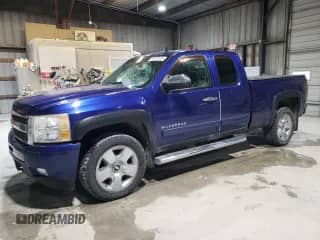 2010 Chevrolet Silverado 1500 LTZ с VIN 1GCSKTE3XAZ225918, выставлен на аукционе Copart как лот 44767615 с пробегом 133 782 миль миль и Списание • Salvage title. История ставок и продаж доступна на DreamBid. Изображение 1.