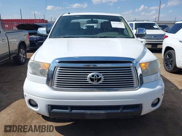 2013 Toyota Tundra Limited с VIN 5TFHW5F17DX310755, выставлен на аукционе IAAI как лот 42721884 с пробегом 122 805 миль миль и . История ставок и продаж доступна на DreamBid. Изображение 12.