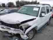 2002 Chevrolet Tahoe Z71 с VIN 1GNEK13Z72R300592, выставлен на аукционе IAAI как лот 41781439 с пробегом 229 028 миль миль и . История ставок и продаж доступна на DreamBid. Изображение 2.