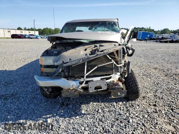 2006 GMC Sierra 1500 SLE с VIN 1GTEK19V46E275645, выставлен на аукционе Copart как лот 57821165 с пробегом Не указан миль и На запчасти • Non repairable. История ставок и продаж доступна на DreamBid. Изображение 5.