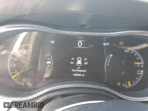 2018 Jeep Grand Cherokee Altitude z VIN 1C4RJFAG1JC211176, wystawiony jako Copart lot #85386285 z przebiegiem 108 565 mil mil oraz Szkoda całkowita • Salvage title. Historia ofert i sprzedaży dostępna na DreamBid. Obrazek 9.