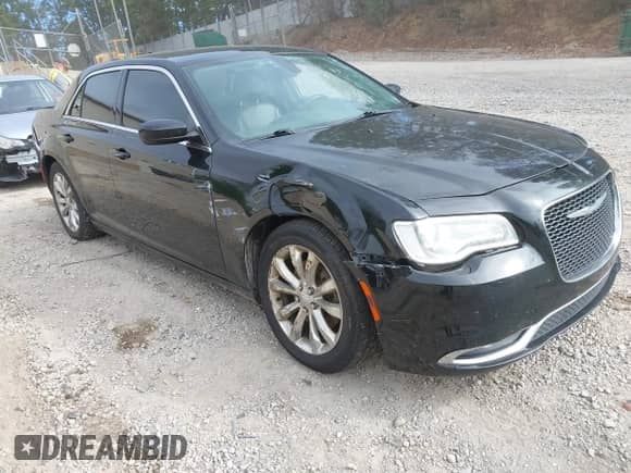 2015 Chrysler 300 Limited z VIN 2C3CCARG2FH849534, wystawiony jako IAAI lot #43426030 z przebiegiem 200 891 mil mil oraz . Historia ofert i sprzedaży dostępna na DreamBid. Obrazek 1.