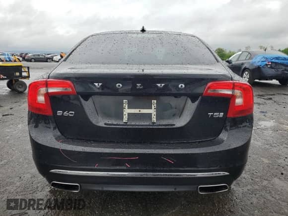 2018 Volvo S60 Inscription Platinum с VIN LYV402HM0JB173655, выставлен на аукционе Copart как лот 56365335 с пробегом 128 868 миль миль и Списание • Salvage title. История ставок и продаж доступна на DreamBid. Изображение 6.