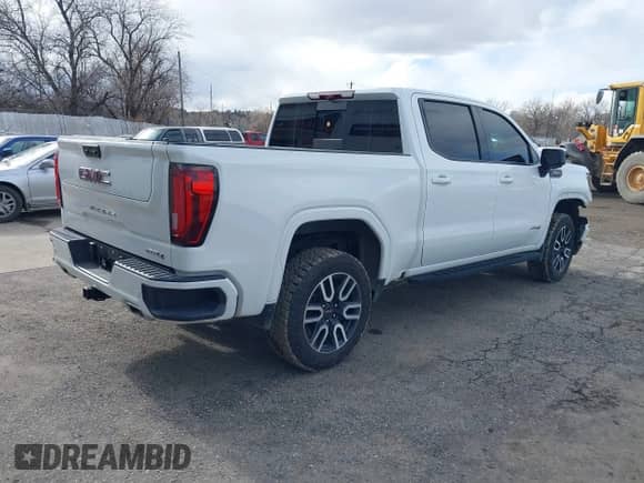 2022 GMC Sierra 1500 AT4 с VIN 1GTPUEEL7NZ574956, выставлен на аукционе IAAI как лот 41527141 с пробегом 8 285 миль миль и . История ставок и продаж доступна на DreamBid. Изображение 4.