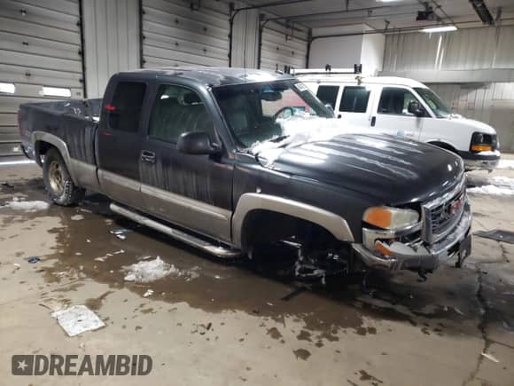 2003 GMC Sierra 1500 SLE with VIN 2GTEK19T031290252, listed as a Copart auction lot 45431255 with Not provided miles and Non repairable. Bid and sale history available at DreamBid. Image 4.