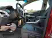 2018 Chevrolet Bolt EV Premier z VIN 1G1FX6S00J4138999, wystawiony jako Copart lot #56702623 z przebiegiem 36 684 mil mil oraz . Historia ofert i sprzedaży dostępna na DreamBid. Obrazek 7.