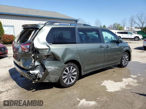 2020 Toyota Sienna LE with VIN 5TDJZ3DC3LS240743, listed as a Copart auction lot 52117865 with 93,047 mi miles and Salvage title. Bid and sale history available at DreamBid. Image 3.