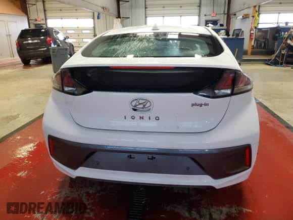 2020 Hyundai Ioniq Limited with VIN KMHCX5LD7LU225416, listed as a Copart auction lot 40221824 with 33,440 mi miles and . Bid and sale history available at DreamBid. Image 6.