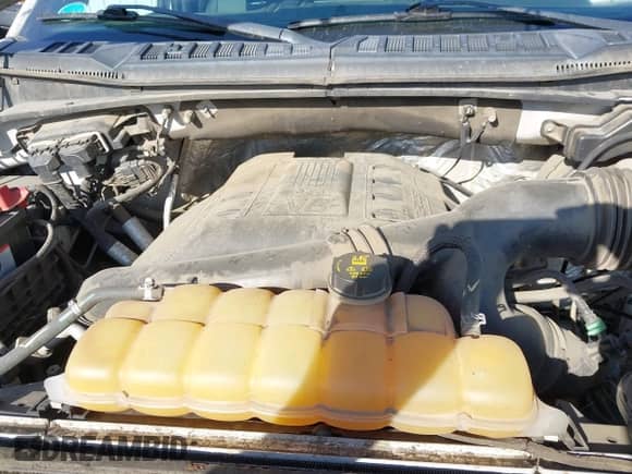 2016 Ford F-150 XLT z VIN 1FTFW1EGXGFA14922, wystawiony jako IAAI lot #43489909 z przebiegiem 164 271 mil mil oraz . Historia ofert i sprzedaży dostępna na DreamBid. Obrazek 10.