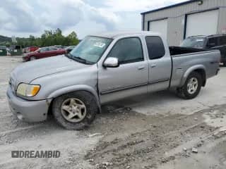 2004 Toyota Tundra SR5 z VIN 5TBRT34164S451559, wystawiony jako Copart lot #67005755 z przebiegiem 211 306 mil mil oraz Szkoda całkowita • Salvage title. Historia ofert i sprzedaży dostępna na DreamBid. Obrazek 1.