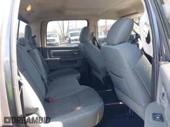 2018 Ram 1500 Big Horn с VIN 1C6RR7LM6JS246875, выставлен на аукционе IAAI как лот 41942345 с пробегом 135 592 миль миль и . История ставок и продаж доступна на DreamBid. Изображение 8.