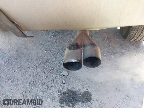 2009 Jeep Grand Cherokee with VIN 1J8HR68T39C540795, listed as a IAAI auction lot 41379112 with 236,624 mi miles and . Bid and sale history available at DreamBid. Image 18.