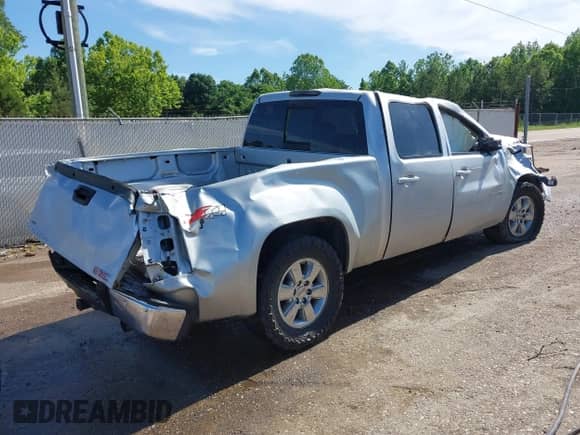 2011 GMC Sierra 1500 SLT с VIN 3GTP2WE33BG149547, выставлен на аукционе IAAI как лот 42315182 с пробегом 177 482 миль миль и . История ставок и продаж доступна на DreamBid. Изображение 4.