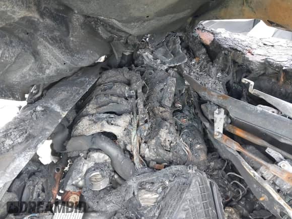 2015 Hyundai Sonata Limited z VIN KMHEC4A42FA131984, wystawiony jako IAAI lot #42186440 z przebiegiem Nie podano mil oraz . Historia ofert i sprzedaży dostępna na DreamBid. Obrazek 10.