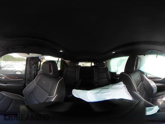 2021 Cadillac Escalade Premium Luxury z VIN 1GYS4BKL6MR453583, wystawiony jako IAAI lot #42129264 z przebiegiem 11 322 mil mil oraz . Historia ofert i sprzedaży dostępna na DreamBid. Obrazek 18.