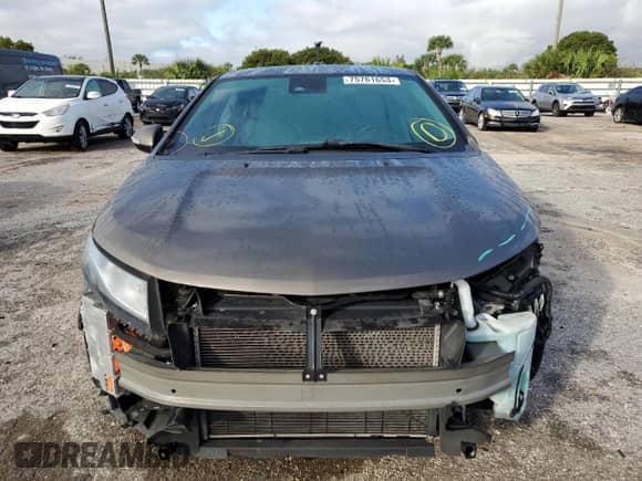 2015 Chevrolet Volt z VIN 1G1RB6E41FU126796, wystawiony jako Copart lot #75761653 z przebiegiem 75 273 mil mil oraz . Historia ofert i sprzedaży dostępna na DreamBid. Obrazek 5.