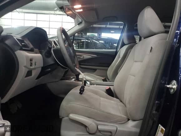 2016 Honda Pilot LX z VIN 5FNYF6H19GB110445, wystawiony jako Copart lot #84265045 z przebiegiem 156 601 mil mil oraz Czysty tytuł • Clean title. Historia ofert i sprzedaży dostępna na DreamBid. Obrazek 7.