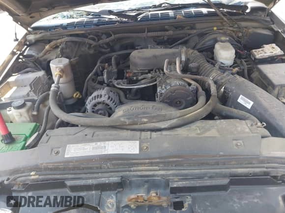 2003 Chevrolet Blazer LS with VIN 1GNDT13X73K101849, listed as a IAAI auction lot 42833790 with 231,538 mi miles and . Bid and sale history available at DreamBid. Image 10.