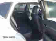 2024 Mazda CX-5 S Select z VIN JM3KFBBL9R0408107, wystawiony jako IAAI lot #43185801 z przebiegiem 9 809 mil mil oraz . Historia ofert i sprzedaży dostępna na DreamBid. Obrazek 8.