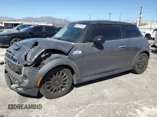 2018 MINI Hardtop Cooper S с VIN WMWXP7C50J2A48193, выставлен на аукционе Copart как лот 62271415 с пробегом 23 105 миль миль и Списание • Salvage title. История ставок и продаж доступна на DreamBid. Изображение 1.