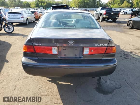 2000 Toyota Camry LE with VIN JT2BG22K8Y0516352, listed as a Copart auction lot 80176155 with Not provided miles and Salvage title. Bid and sale history available at DreamBid. Image 6.