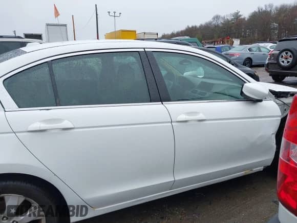 2010 Honda Accord EX-L с VIN 1HGCP2F86AA188070, выставлен на аукционе IAAI как лот 41805684 с пробегом 150 560 миль миль и . История ставок и продаж доступна на DreamBid. Изображение 14.