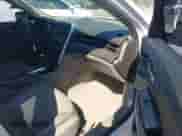 2015 Chevrolet Malibu LT z VIN 1G11D5SLXFF260725, wystawiony jako IAAI lot #43235655 z przebiegiem 217 363 mil mil oraz . Historia ofert i sprzedaży dostępna na DreamBid. Obrazek 5.