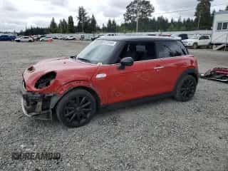 2017 MINI Hardtop Cooper S with VIN WMWXP7C5XH2A44825, listed as a Copart auction lot 62732485 with 110,393 mi miles and Salvage title. Bid and sale history available at DreamBid. Image 1.