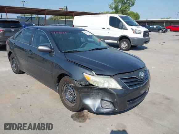 2010 Toyota Camry LE с VIN 4T4BF3EK5AR004995, выставлен на аукционе IAAI как лот 43233838 с пробегом 140 974 миль миль и . История ставок и продаж доступна на DreamBid. Изображение 1.