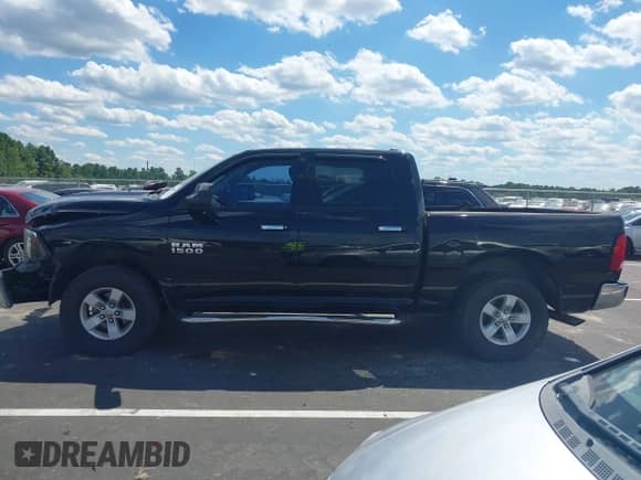 2013 Ram 1500 with VIN 1C6RR7LP1DS578656, listed as a IAAI auction lot 43008585 with 152,764 mi miles and . Bid and sale history available at DreamBid. Image 15.