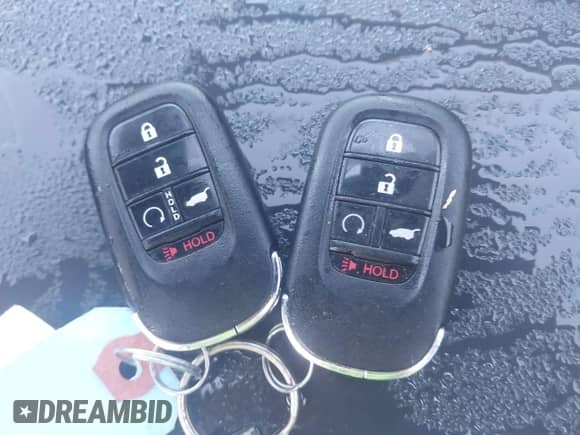 2024 Honda Pilot TrailSport z VIN 5FNYG1H65RB033328, wystawiony jako IAAI lot #42816417 z przebiegiem 19 142 mil mil oraz . Historia ofert i sprzedaży dostępna na DreamBid. Obrazek 11.