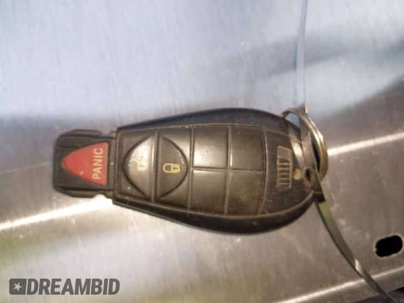 2017 Ram 1500 SLT z VIN 1C6RR6GG7HS682675, wystawiony jako IAAI lot #43188597 z przebiegiem 132 452 mil mil oraz . Historia ofert i sprzedaży dostępna na DreamBid. Obrazek 11.