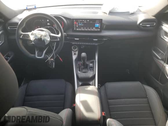 2023 Dodge Hornet GT z VIN ZACNDFAN3P3A03736, wystawiony jako Copart lot #83964084 z przebiegiem 20 095 mil mil oraz Szkoda całkowita • Salvage title. Historia ofert i sprzedaży dostępna na DreamBid. Obrazek 8.