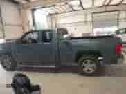 2007 Chevrolet Silverado 1500 1LT with VIN 2GCEC19C471672495, listed as a IAAI auction lot 42573132 with 238,844 mi miles and . Bid and sale history available at DreamBid. Image 14.