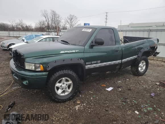 2000 Dodge 1500 с VIN 1B7HF16Z4YS572038, выставлен на аукционе Copart как лот 48300975 с пробегом Не указан миль и Списание • Salvage title. История ставок и продаж доступна на DreamBid. Изображение 1.