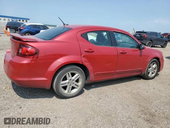 2013 Dodge Avenger SXT z VIN 1C3CDZCG5DN682059, wystawiony jako Copart lot #62111244 z przebiegiem 152 702 mil mil oraz Czysty tytuł • Clean title. Historia ofert i sprzedaży dostępna na DreamBid. Obrazek 3.