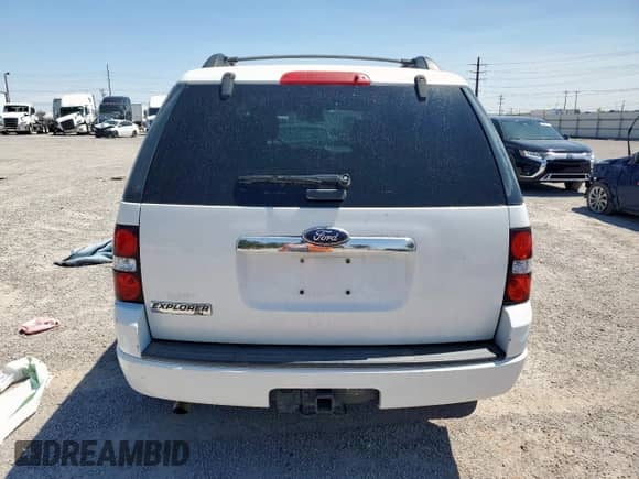 2010 Ford Explorer XLT z VIN 1FMEU6DE7AUA81491, wystawiony jako Copart lot #64130645 z przebiegiem 408 534 mil mil oraz Szkoda całkowita • Salvage title. Historia ofert i sprzedaży dostępna na DreamBid. Obrazek 6.